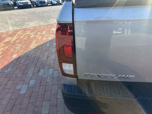 Used 2023 Honda Ridgeline RTL image 10