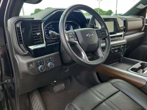 Used 2024 Chevrolet Silverado 3500 High Country w/ Midnight Edition AWD/4WD image 10