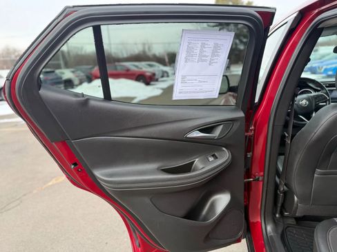 Used 2020 Buick Encore GX Preferred w/ Cold Weather Comfort Package image 14