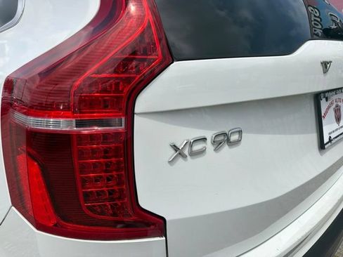 Used 2016 Volvo XC90 T6 Momentum AWD/4WD image 36