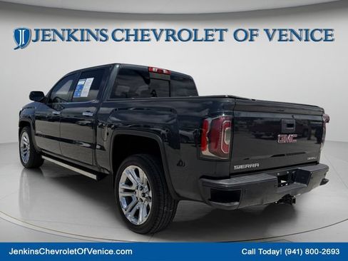 Used 2017 GMC Sierra 1500 Denali w/ Denali Ultimate Package AWD/4WD image 7