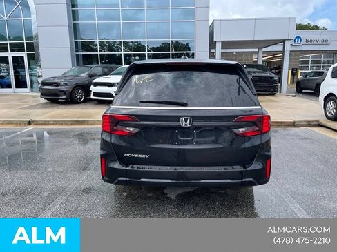 Used 2025 Honda Odyssey EX-L image 11
