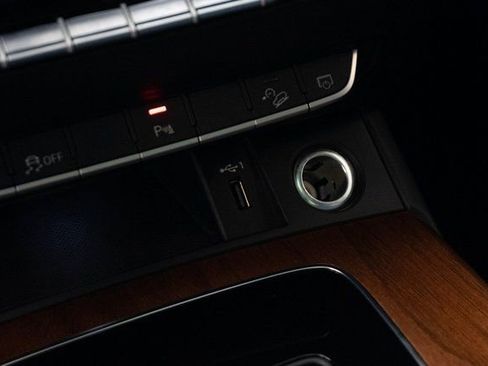 Used 2022 Audi Q5 2.0T Premium Plus image 31