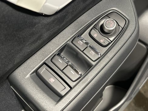 New 2025 Subaru Forester Touring image 9