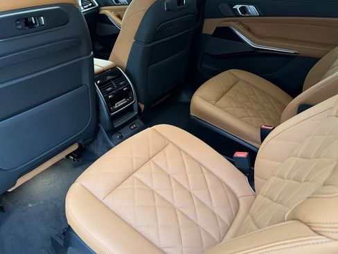 New 2026 BMW X7 xDrive40i w/ Premium Package image 20