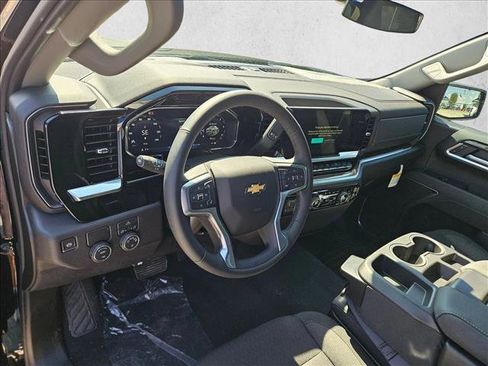 New 2026 Chevrolet Silverado 1500 LT image 3