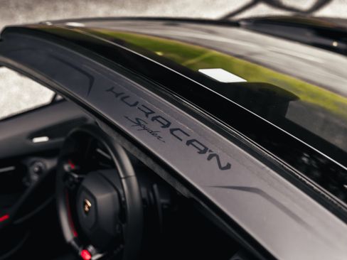 Used 2020 Lamborghini Huracan EVO AWD/4WD image 90