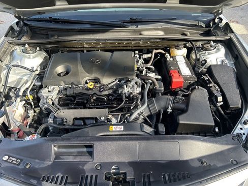 Used 2024 Toyota Camry SE image 31