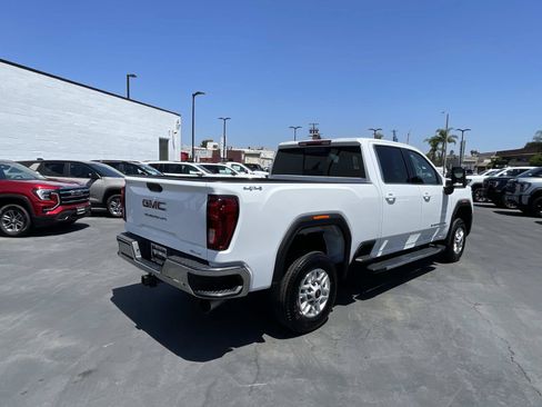 New 2026 GMC Sierra 2500 SLE w/ Preferred Package AWD/4WD image 5