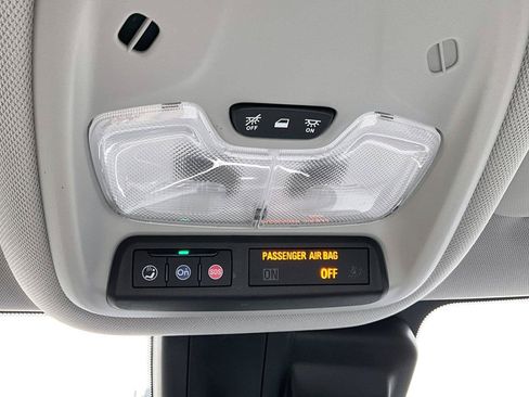 Used 2023 Chevrolet TrailBlazer LS FWD image 37