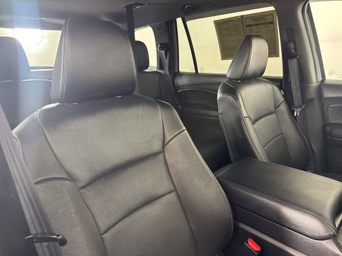 Used 2025 Honda Passport EX-L image 30