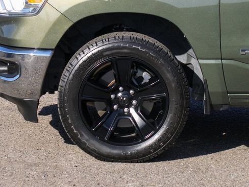 Used 2021 RAM 1500 Big Horn AWD/4WD image 39