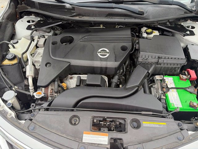Used 2013 Nissan Altima 2.5 SV FWD image 18