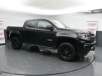 Used 2022 Chevrolet Colorado Z71 w/ Z71 Midnight Edition video 2
