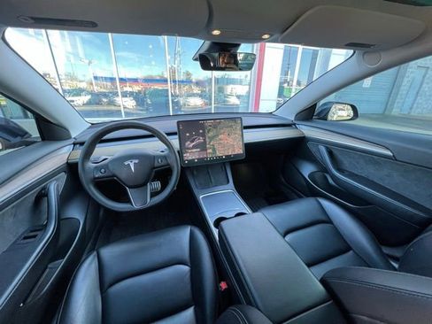 Used 2022 Tesla Model 3 Performance image 29