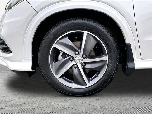 Used 2019 Honda HR-V Touring image 24