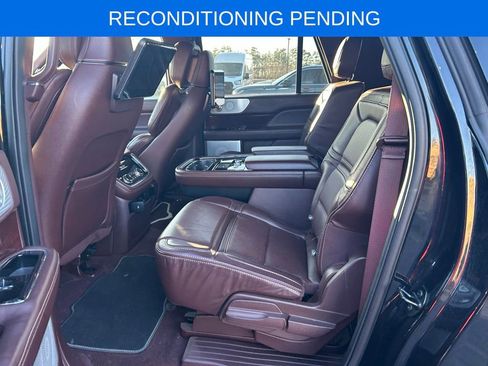 Used 2021 Lincoln Navigator L Black Label image 9