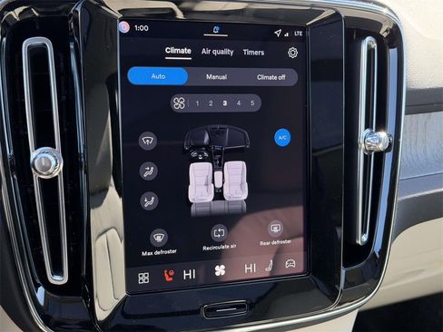 New 2026 Volvo XC40 B5 Ultra w/ Protection Package Premier image 5