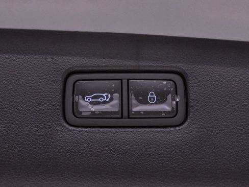 Certified 2026 Genesis GV70 2.5T AWD/4WD image 25