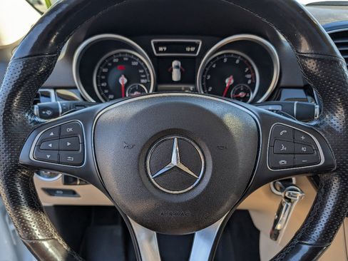 Used 2017 Mercedes-Benz GLE 350 4MATIC w/ Premium 1 Package image 17