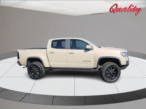 Used 2021 Chevrolet Colorado ZR2 AWD/4WD image 2