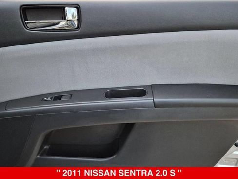 Used 2011 Nissan Sentra 2.0 S w/ Convenience Pkg FWD image 32