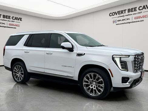 Used 2025 GMC Yukon Denali image 12