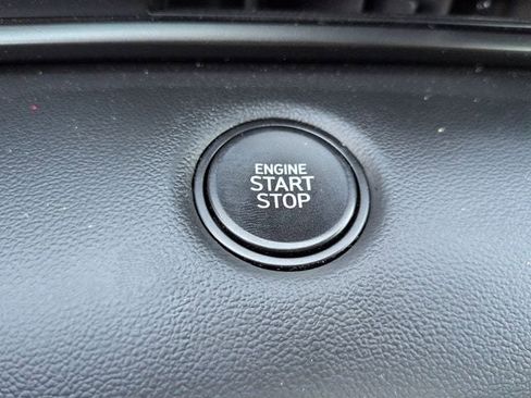 Used 2025 Hyundai Elantra Sport FWD image 20
