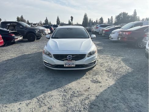Used 2014 Volvo S60 T6 image 11