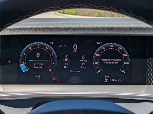 New 2026 Volkswagen Tiguan SE R-Line AWD/4WD image 30