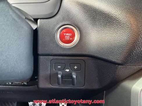 Used 2023 Toyota Tundra SR AWD/4WD image 26