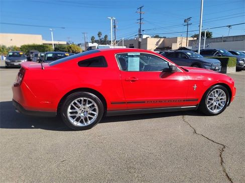 Used 2012 Ford Mustang Premium image 4