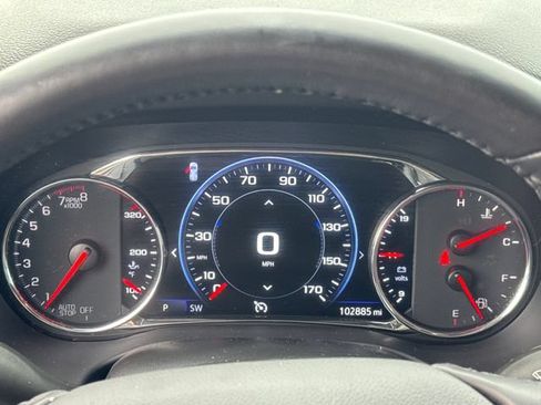 Used 2022 GMC Acadia AT4 w/ Technology Package AWD/4WD image 19
