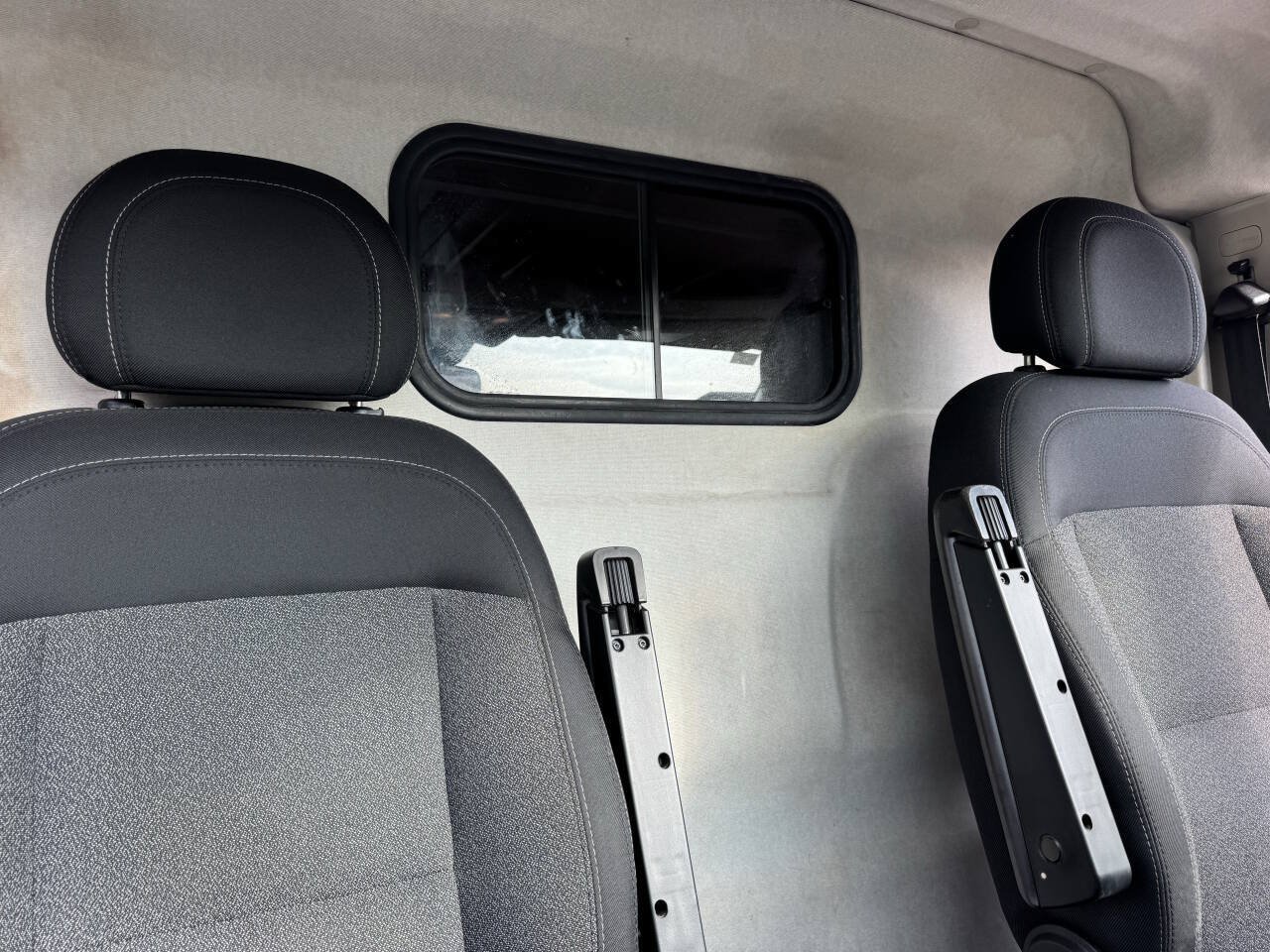 Used 2018 RAM ProMaster 1500 w/ Premium Appearance Group FWD image 32