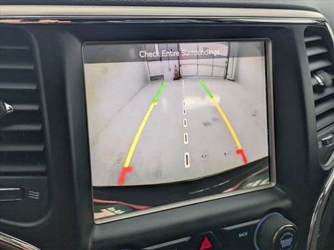 Used 2016 Jeep Grand Cherokee Limited 75th Anniversary image 15