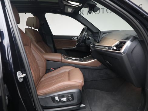 Used 2024 BMW X5 xDrive50e w/ Executive Package AWD/4WD image 16