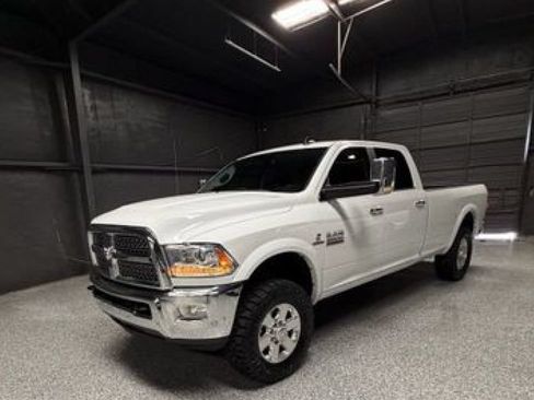 Used 2018 RAM 3500 Laramie AWD/4WD image 1