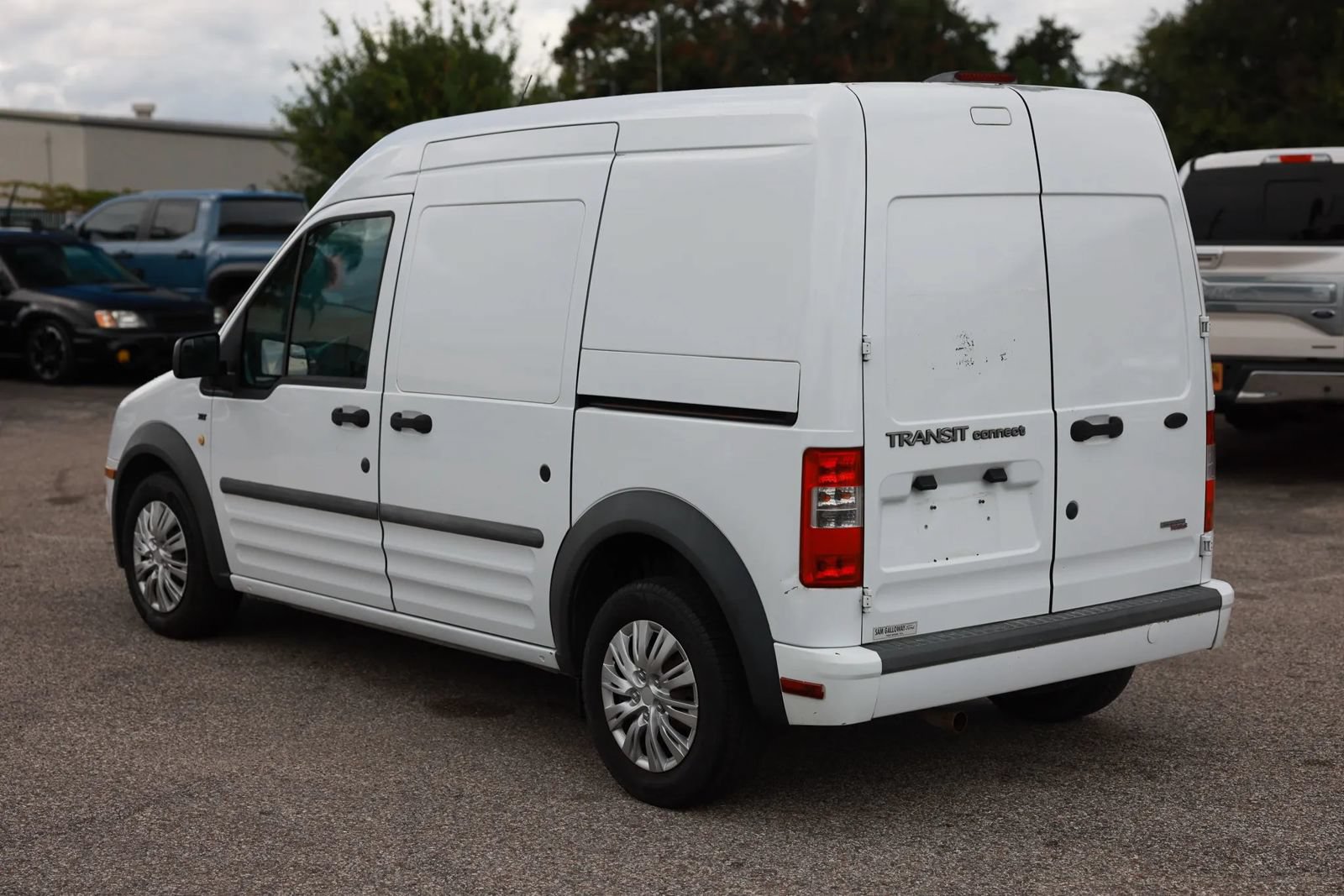 Used 2012 Ford Transit Connect XLT FWD image 3