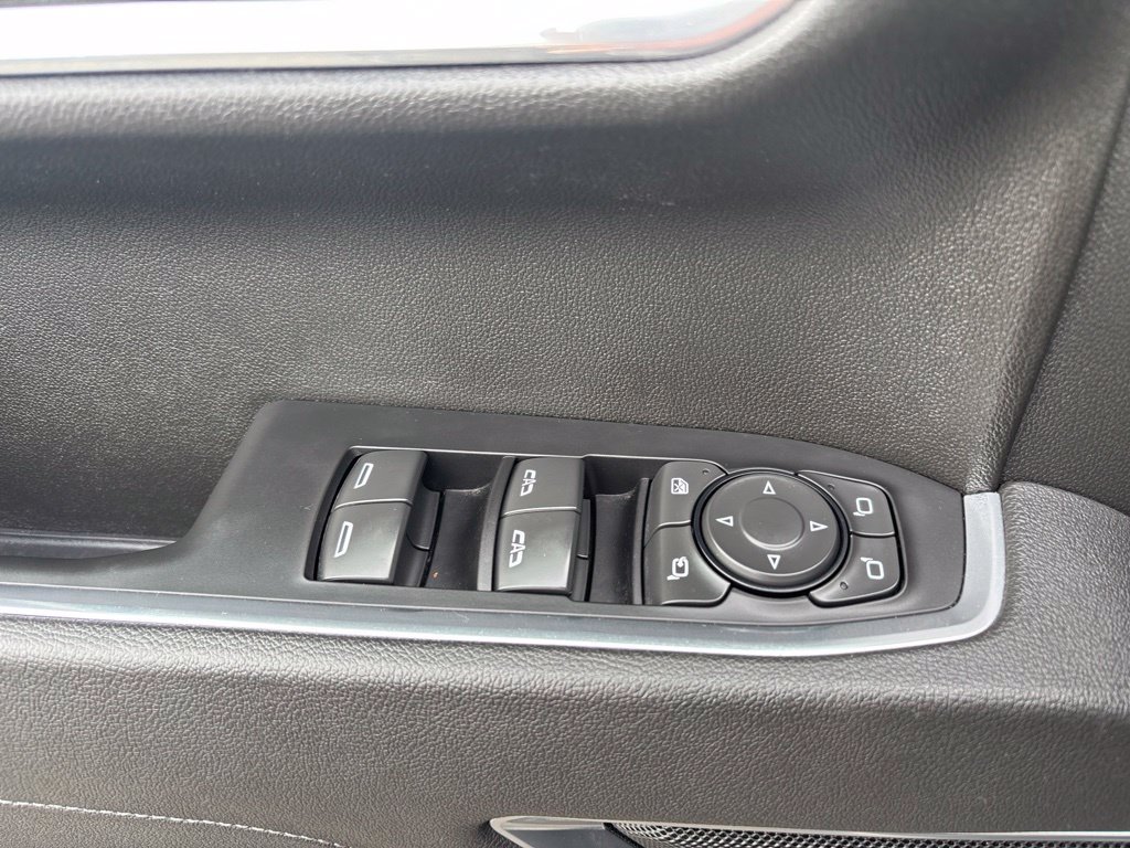 Used 2025 GMC Sierra 1500 SLT AWD/4WD image 30