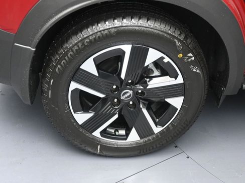 New 2026 Nissan Kicks SV w/ SV Premium Package AWD/4WD image 5