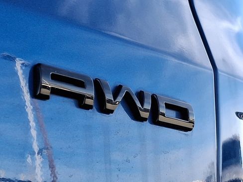 Used 2022 Ford Escape SEL w/ SEL Stealth AWD Package image 34