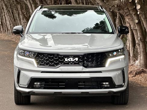 Certified 2023 Kia Sorento SX AWD/4WD image 9