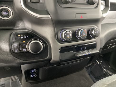 Used 2021 RAM 1500 Big Horn AWD/4WD image 31