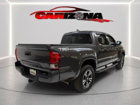 Used 2016 Toyota Tacoma TRD Sport w/ Premium & Technology Package image 10
