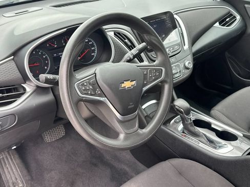 Used 2022 Chevrolet Malibu LS w/ Driver Confidence Package II FWD image 10