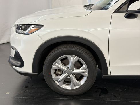 Certified 2024 Honda HR-V LX image 12