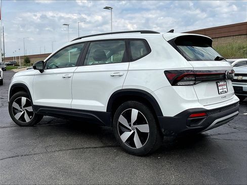 Used 2025 Volkswagen Taos S AWD/4WD image 3