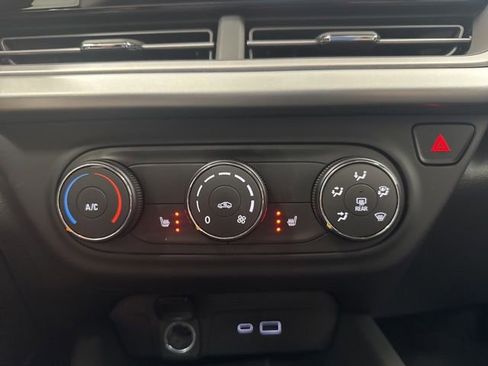 New 2026 Chevrolet Trax LS w/ LS Convenience Package FWD image 16