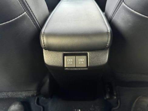 Used 2021 Toyota Prius Prime XLE w/ Carpet Mat Package (TMS) image 31