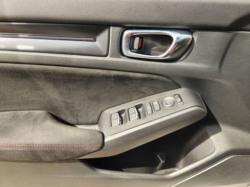 Used 2023 Honda Civic Type R image 17